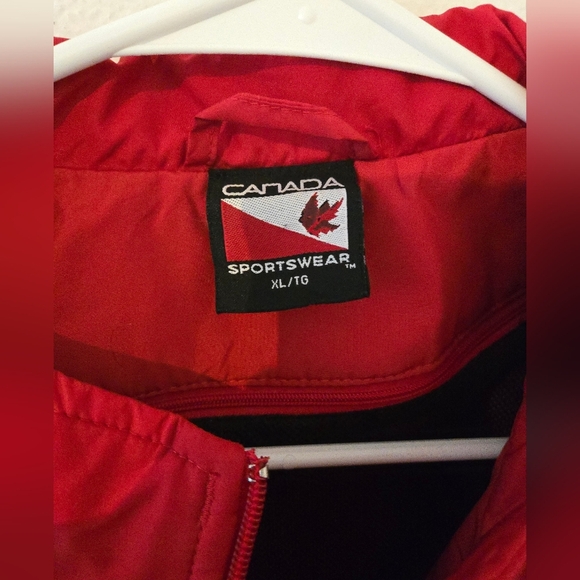 Vintage Canada Sportswear CSW Rain Jacket Mens Size XL Red Black lightweight Can - Picture 2 of 8
